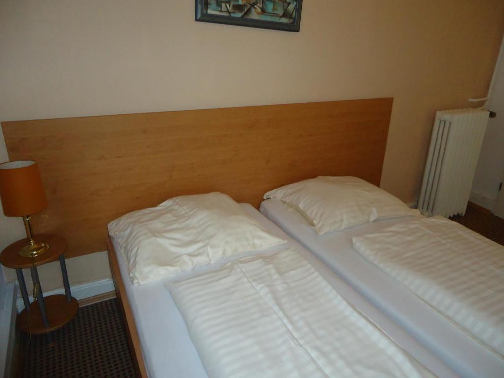 Hotel Garni Nord Amburgo Camera foto